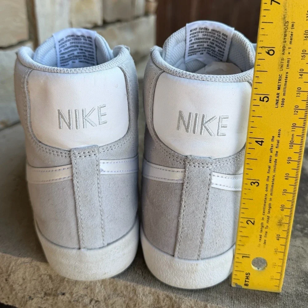 Nike Blazer Premium Mid Suede High-Top Youth Sneakers - Light Grey/White Sz-7. V